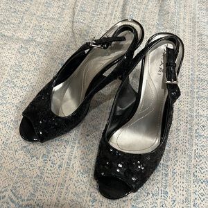 Tahari black sequins heels; Size 8.5 👠